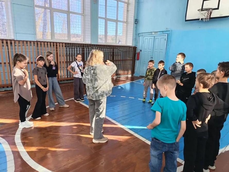 На осенних каникулах открылись два детских оздоровительных лагеря.