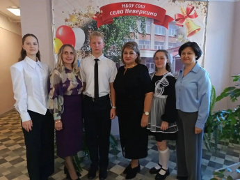 В День Учителя по ежегодной традиции в школах Неверкинского района состоялся День Самоуправления.